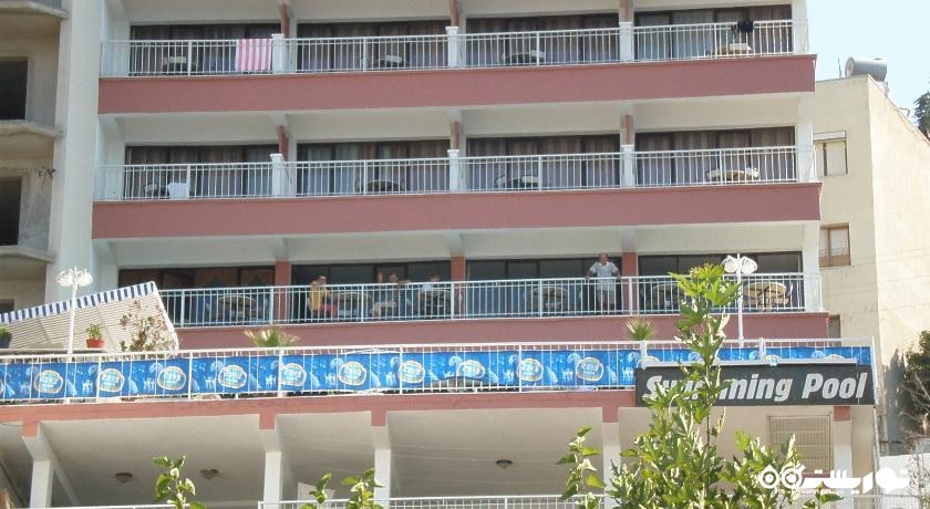 نمای ساختمان هتل استلا